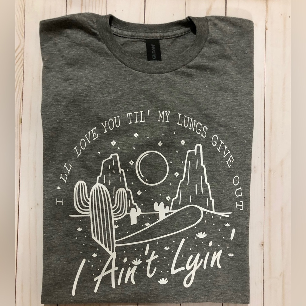 Brand new t shirt. Tyler Childers ❤️